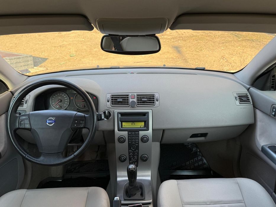 Vand sau schimb volvo