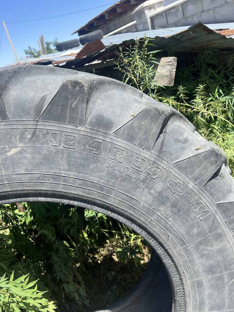 Балон на трактор размер 18.4 R34 Ф-11