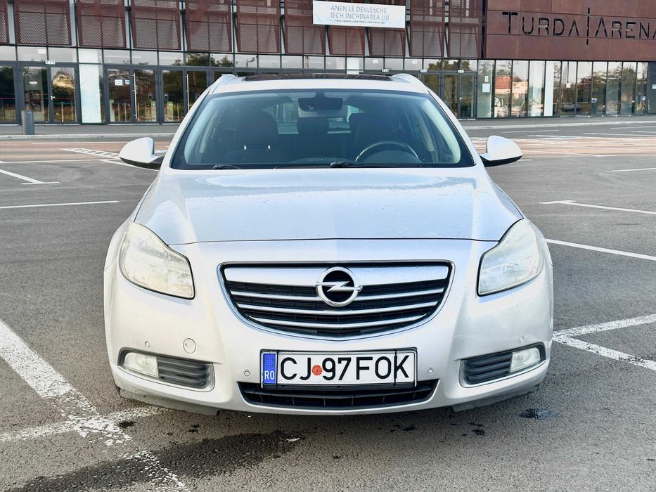 Opel    Insignia