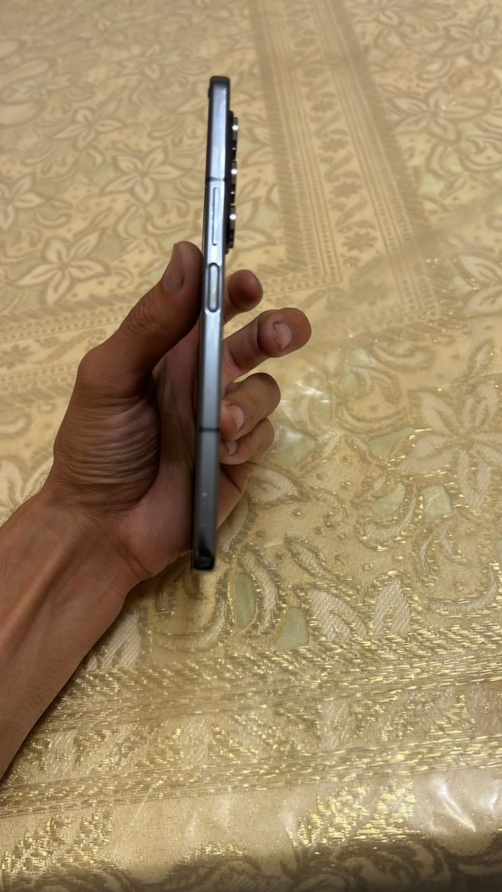Samsung Z fold 5