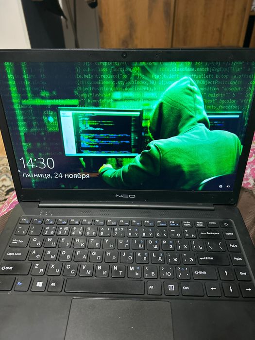 Ноутбук neo в хорошем состоянии