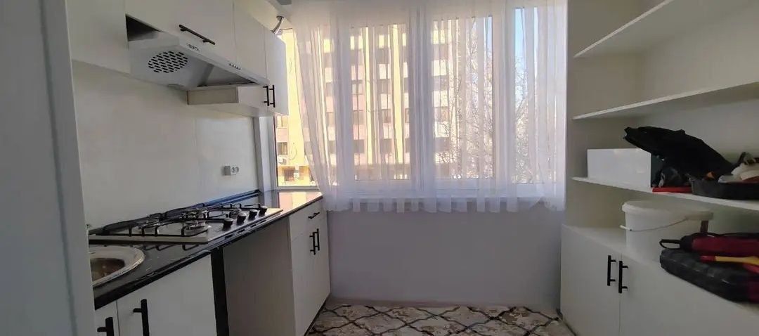 Срочно продается однокомнатная квартира в кирпичном доме