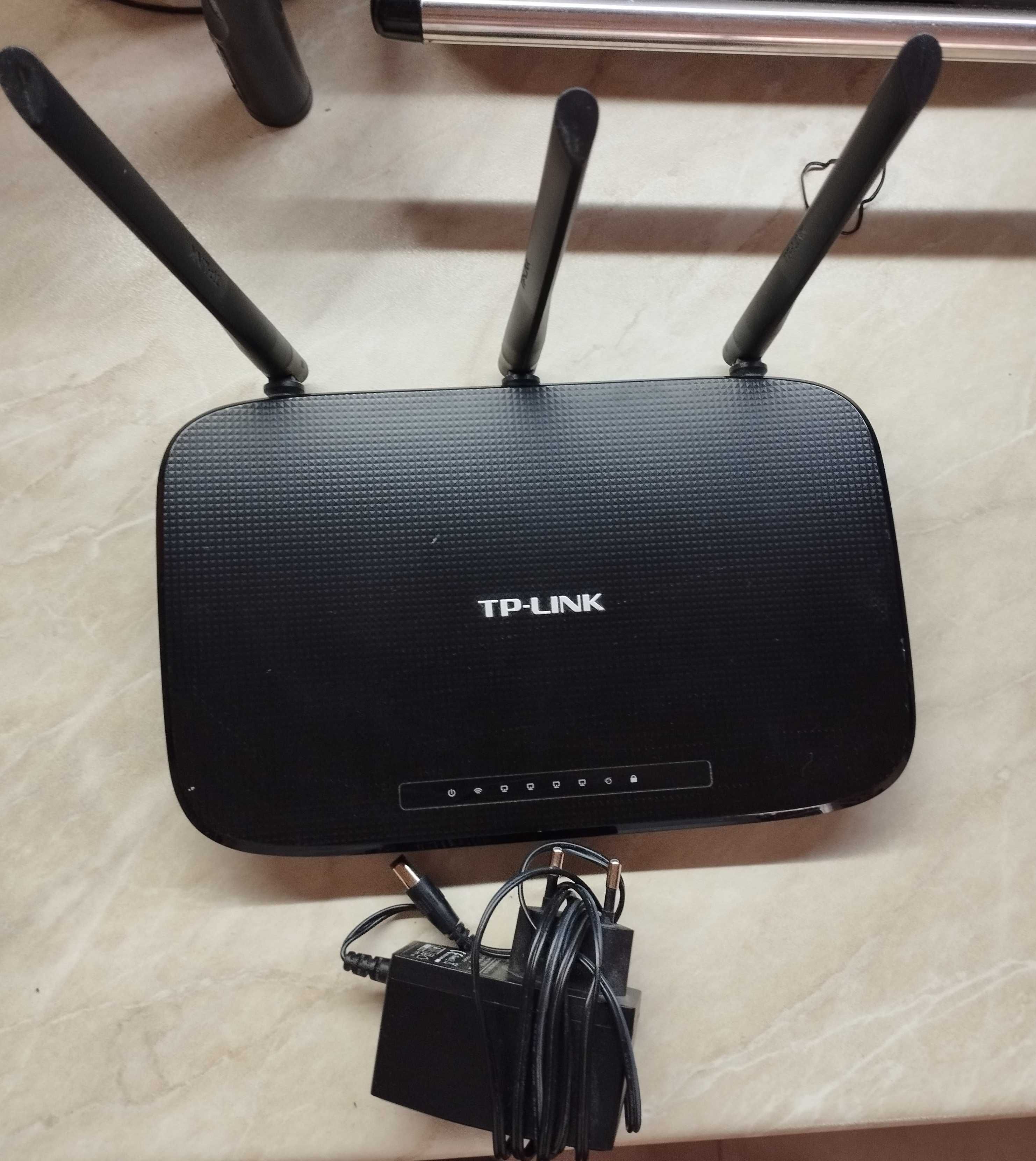 450 Mbps безжичен N рутер TL-WR940N