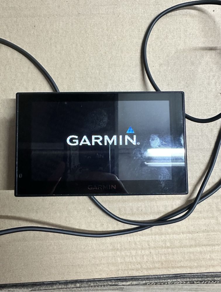 Garmin dezl 570 навигация гармин DEZL 570