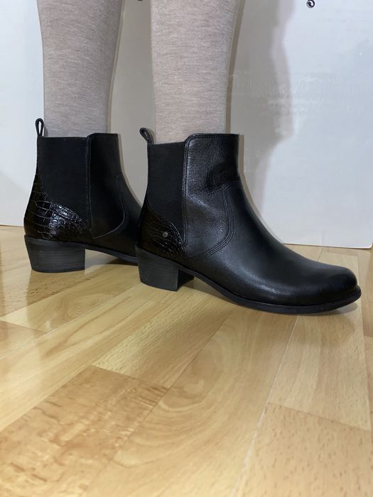 Ботинки женские бренда Ugg