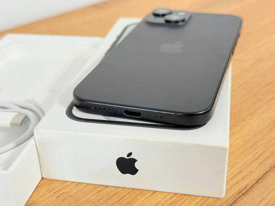 iPhone 15 перфектен