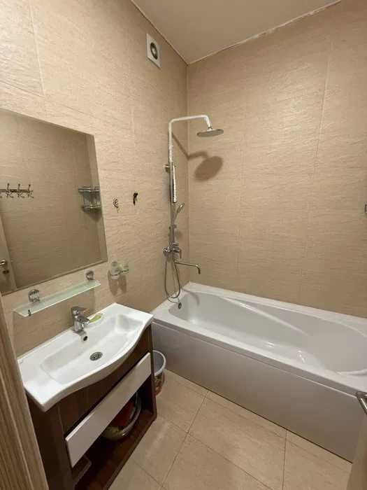 R4 Сдаётся квартира  2/3/13 на ЖК Манзара Сити !