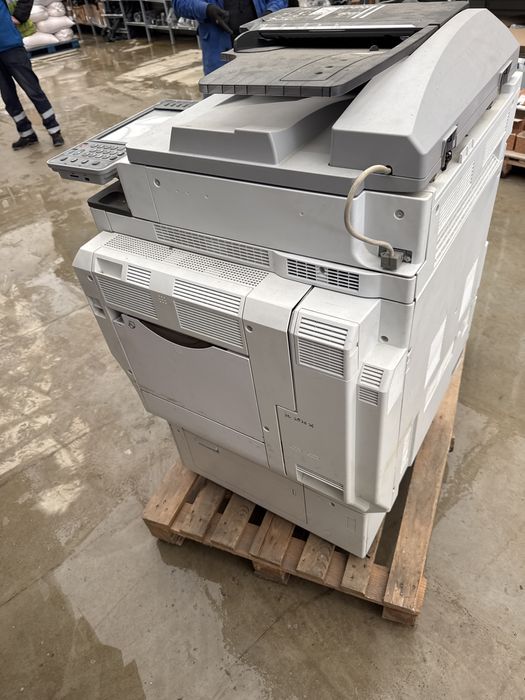 Copiator profesional color Ricoh Aficio MP C3502 A3,defect