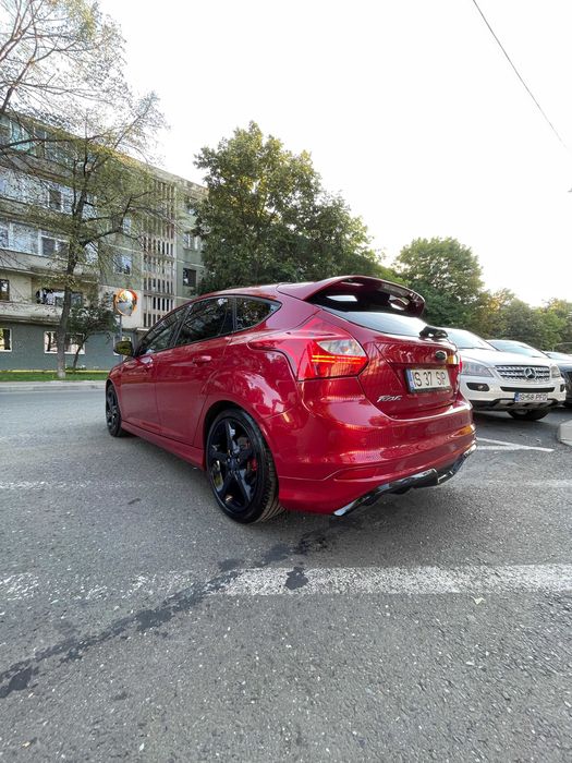 Ford Focus MK3 Zetec 1.6 EcoBoost