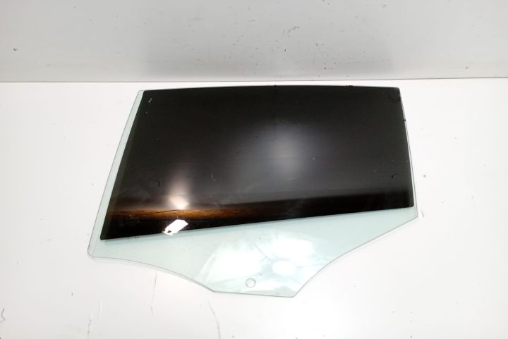 Geam stanga spate BMW Seria 1 E81/E82/E87/E88 (facelift)