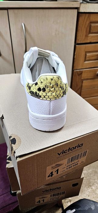 Маратонки  VIKTORIA