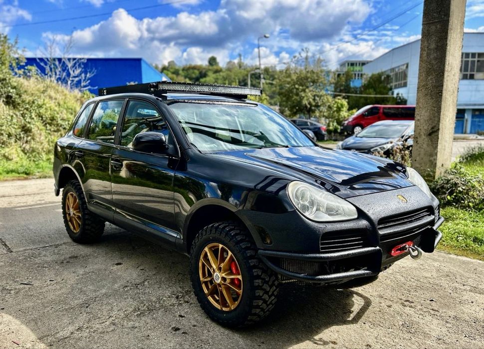 Vand Porsche Cayenne Turbo Off-Road !