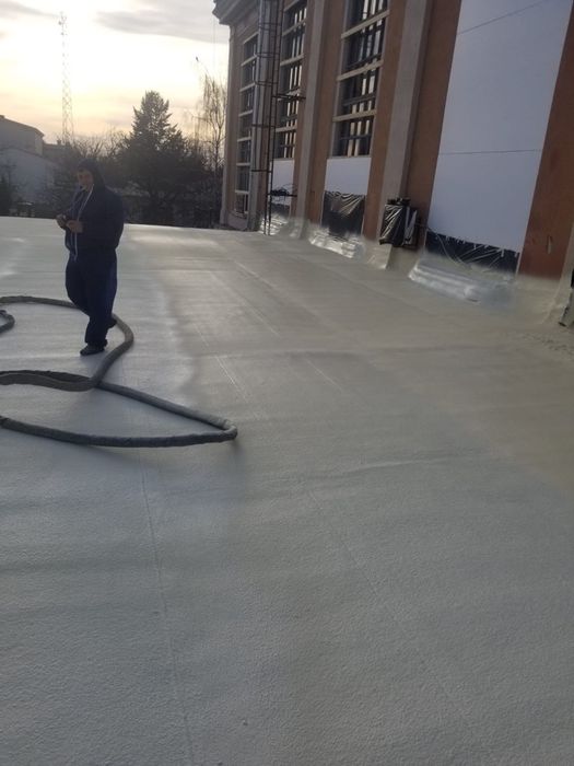 Izolatie spuma poliuretanica/Prețuri Fără Concurenta