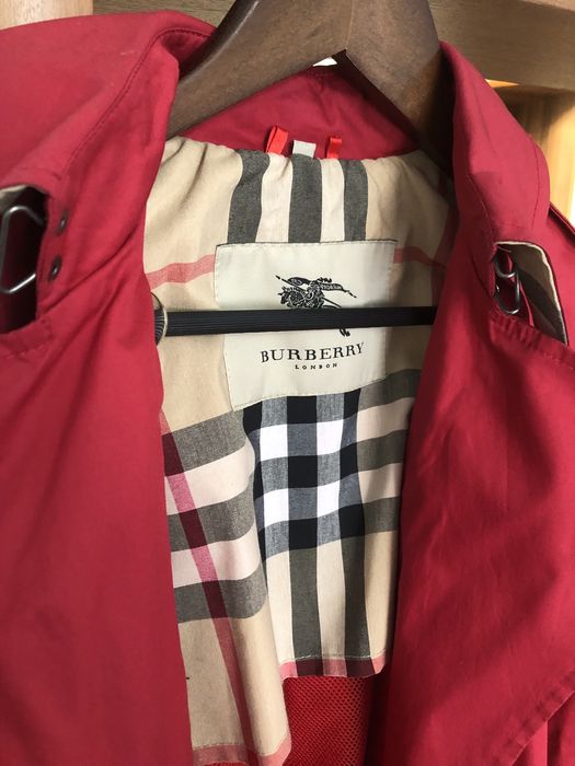 Шикарный тренч от BURBERRY!