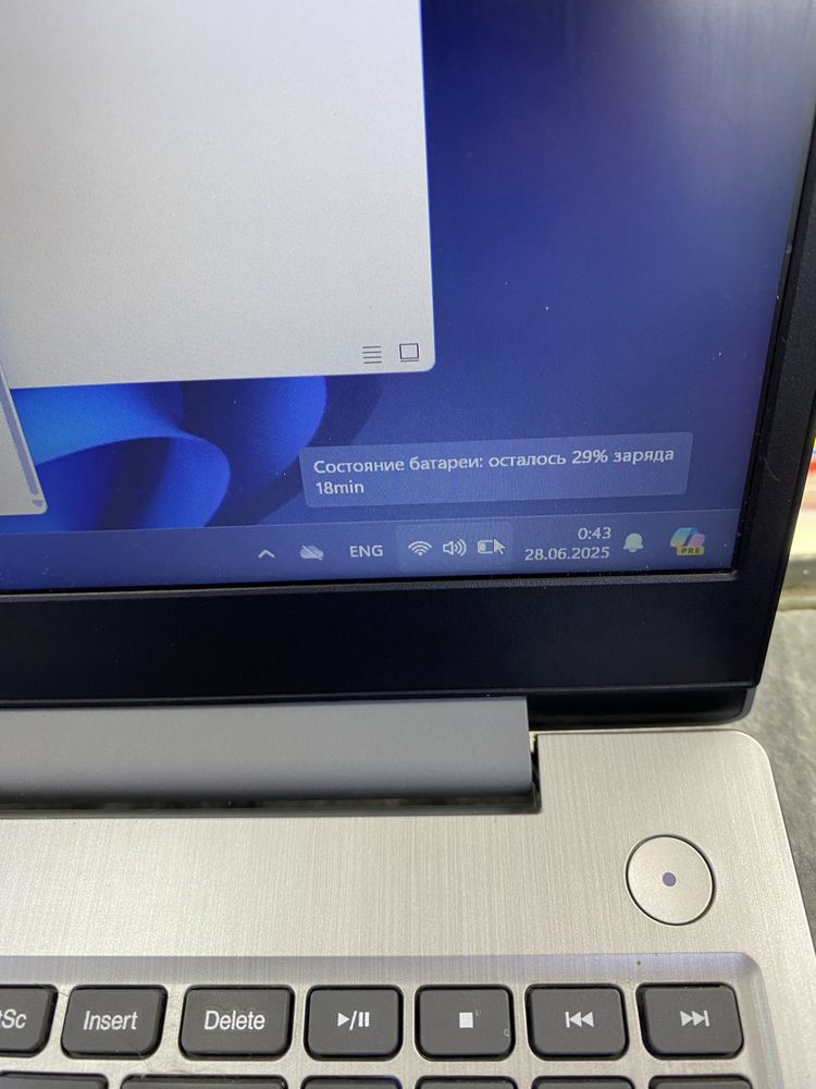 Срочно ноутбук Lenovo i5-10 поколения