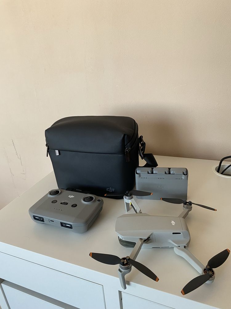Дрон DJI Mini 2