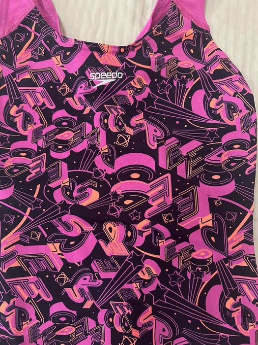 Speedo цял бански