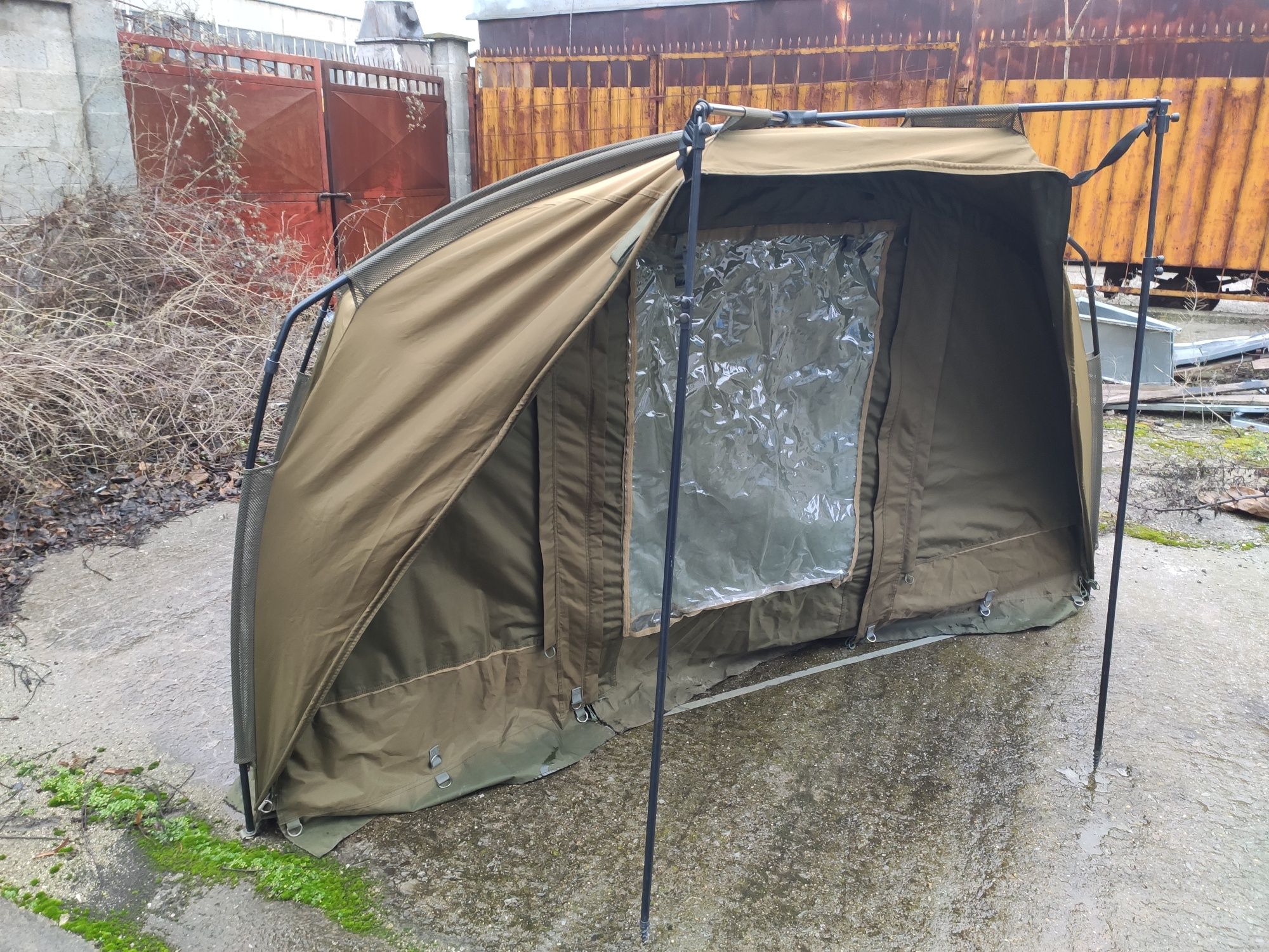 Палатка. Sonik AXS Bivvy