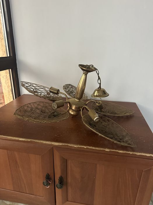 Люстры с пятью лампами