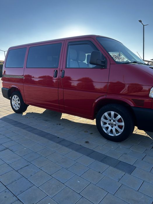 Wolkswagen Caravelle T4 Transporter 8+1 locuri , recent vopsit