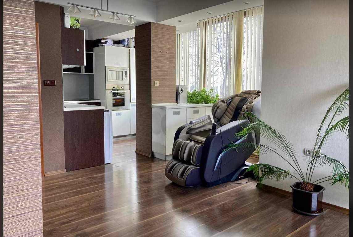 Продава се Многостаен апартамент в Варна, Аспарухово - 125 кв.м за 1400 €/кв.м - Снимка #14