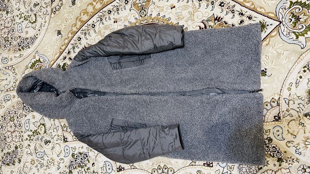 Продам женский зимние куртки