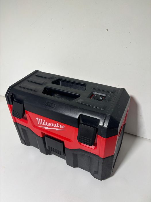 Aspirator milwaukee M18 VC-2