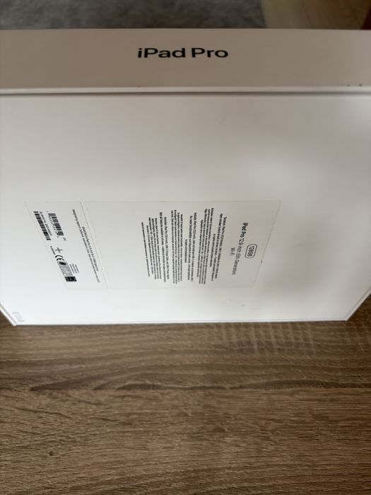 IPad Pro 12,9 5th generation + iPad Magic Keyboard