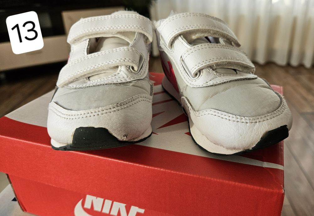 Детски обувки и ботушки