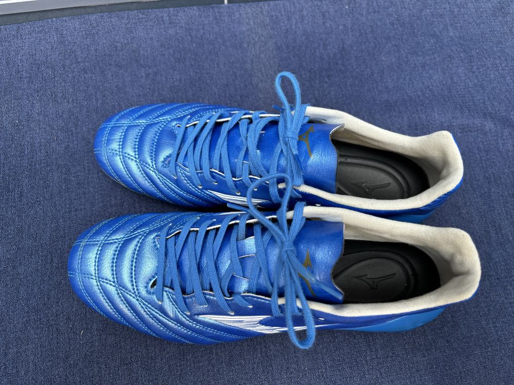 Mizuno Morelia Neo Mercurial Hypervenom