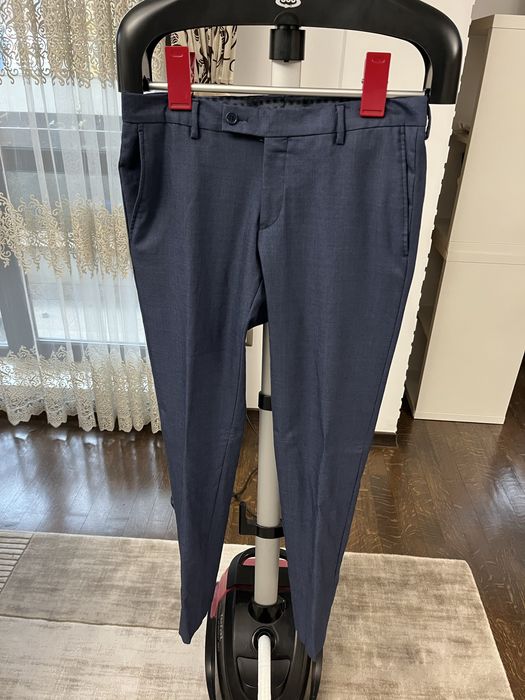 Pantaloni Bigotti barbati masura 48