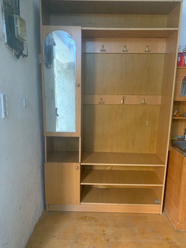Продам прихожую б/у в отличном состоянии