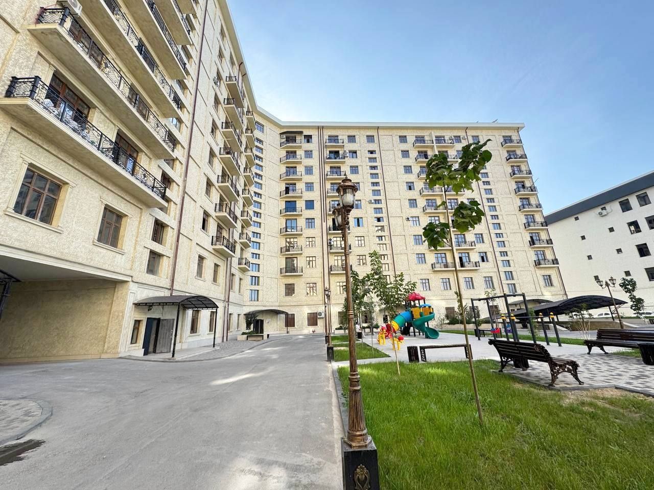 СРОЧНО ПРОДАЁТСЯ КВАРТИРА 3/8/10
Площадь: 136 квадратных метров