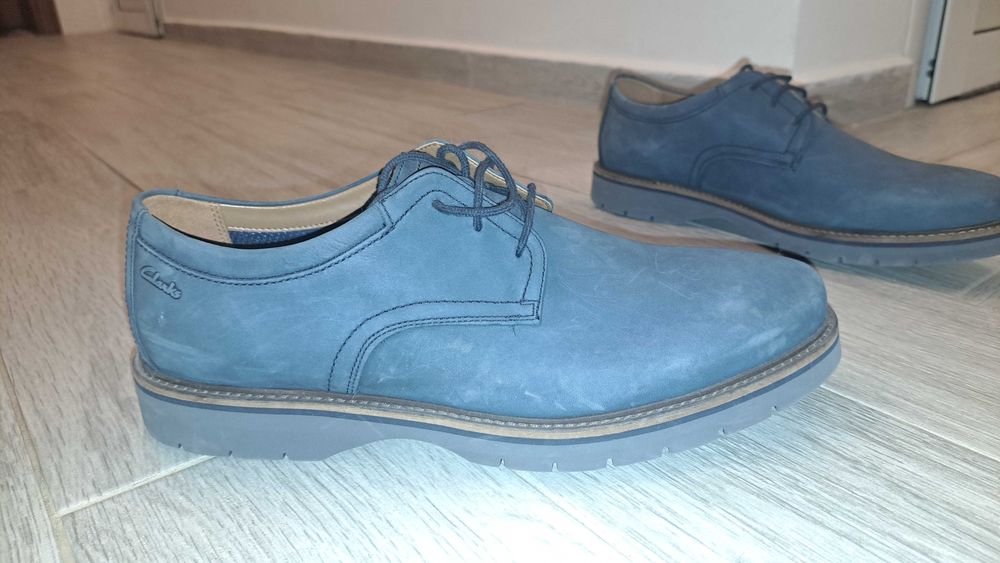 Clarks Navy nubuck , размер 45. Чисто нови