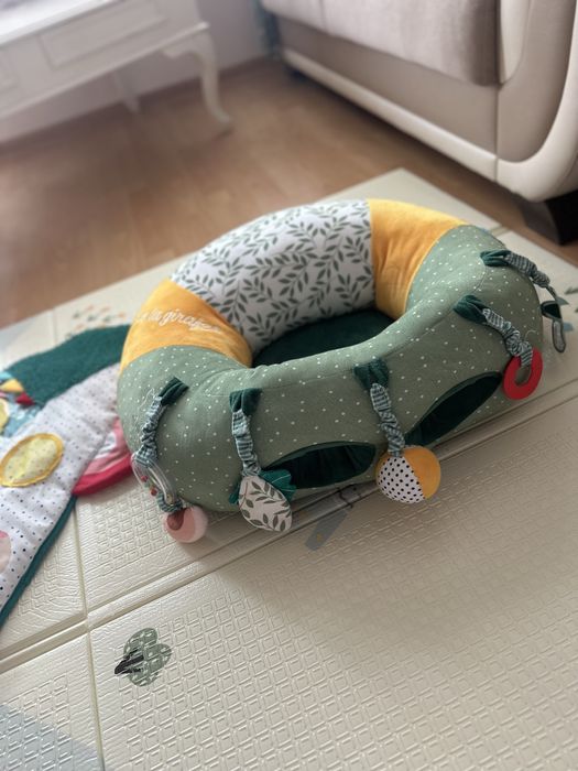 Пуф с активности, Жирафчето Софи Sophie la girafe