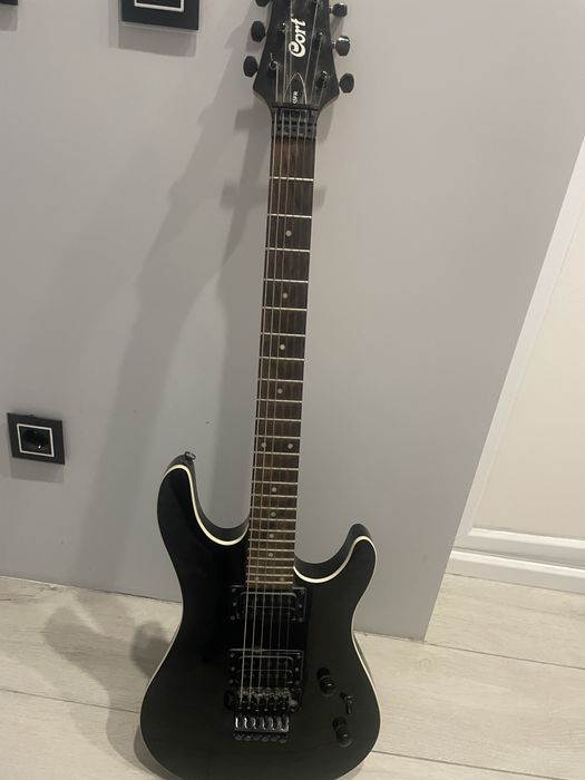 Электро гитара Cort с флойд роузом