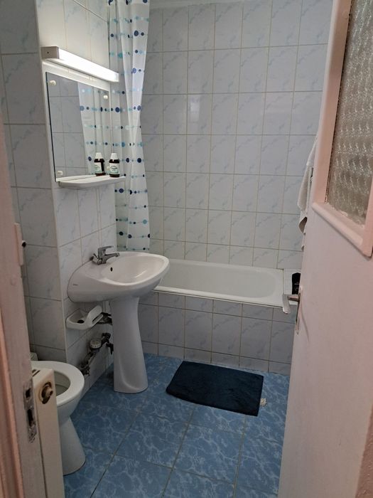 Inchiriez apartament 3 camere,Calea Sagului (Parc Clabucet)