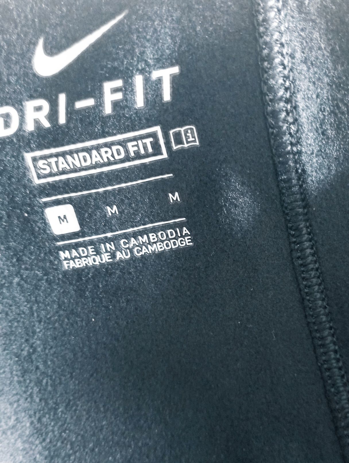 Nike Dry fit - standard fit