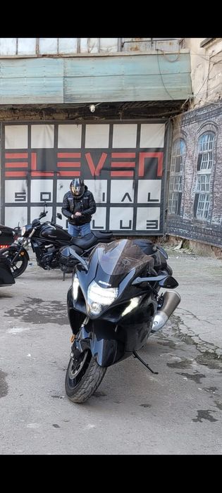 Suzuki GSX 1300 R Hayabusa