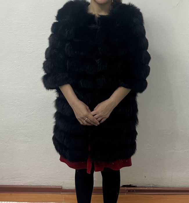 Продам шубу черный