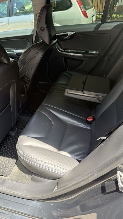 Vand Volvo V60 2014 181 cp
