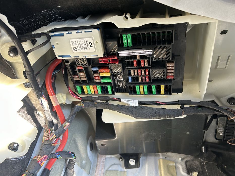 Panou siguranțe portbagaj BMW G30 2017