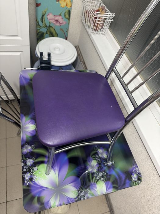 Красивый стул и стулья.