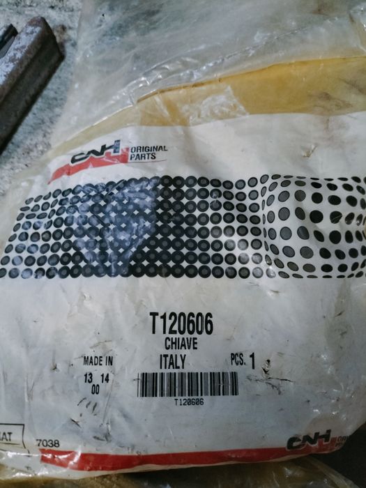 Dinți escavator pt cupa  nefolosite