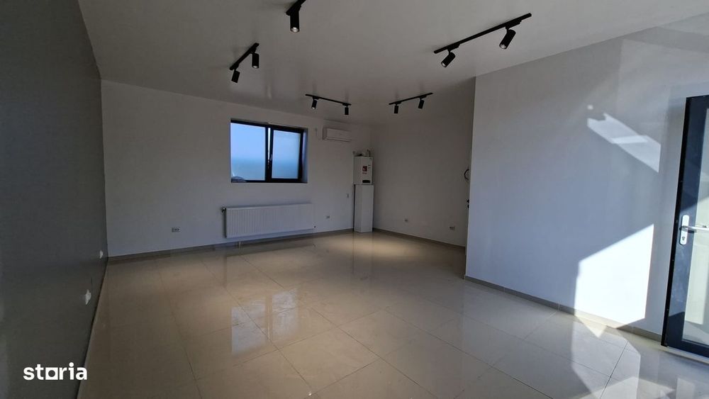 Spatiu 38 mp, Pacurari, birou/servicii, + loc de parcare
