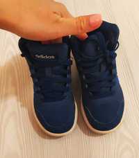 Зимни обувки Adidas