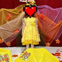 Прокат Платье для девочки 4-5 лет
