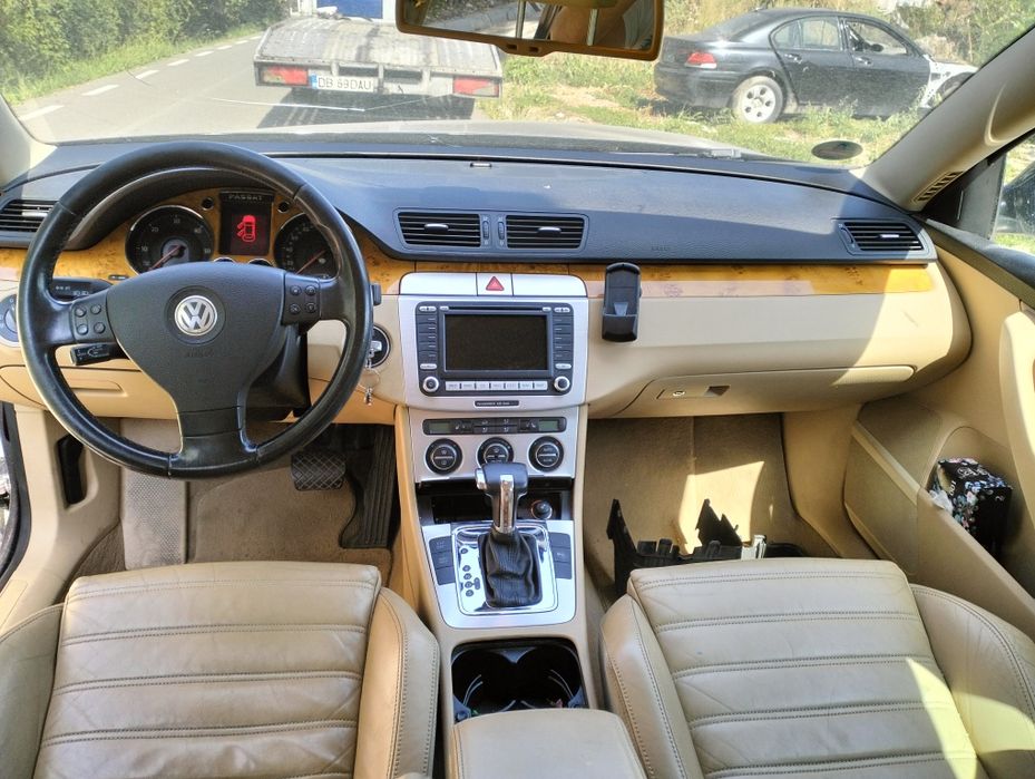 Interior passat b6 piele. 2.0 tdi cutie dsg. 170 cai bmr