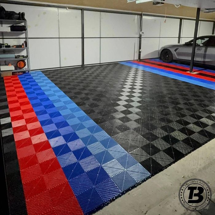 Pardoseala Modulara pentru Garaj si Ateliere Detailing