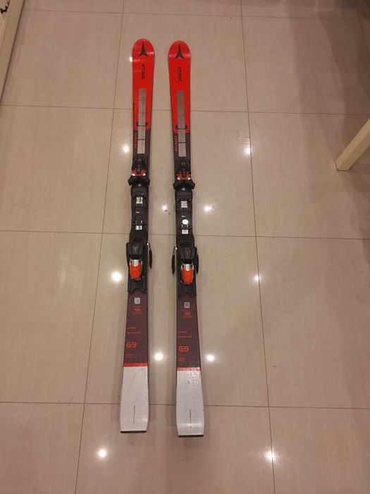 Vand skiuri Atomic Redster G9 FIS Revoshock